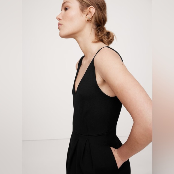 NWT! Banana Republic Hyper Navy Blue Everywhere Ponte Mini Dress - Size Medium - Picture 8 of 8